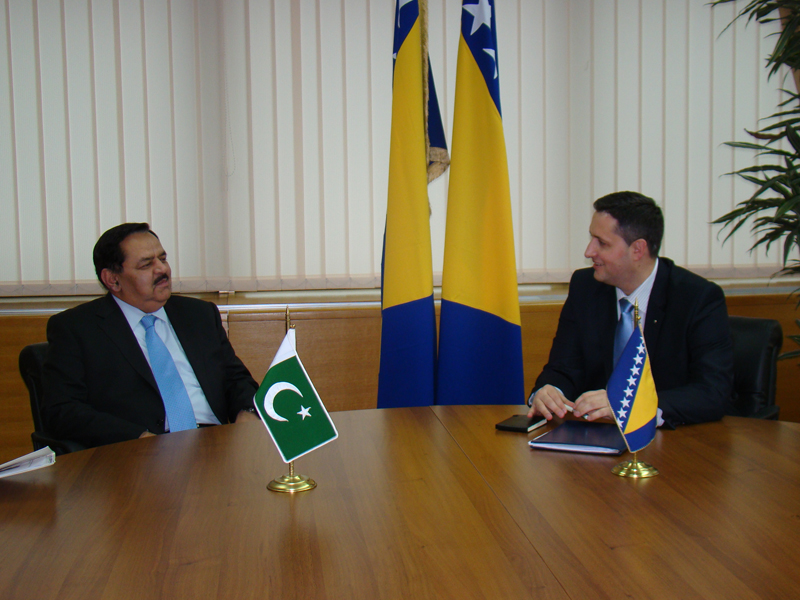 Zamjenik predsjedavajućeg Predstavničkog doma dr. Denis Bećirović razgovarao s ambasadorom Pakistana u BiH